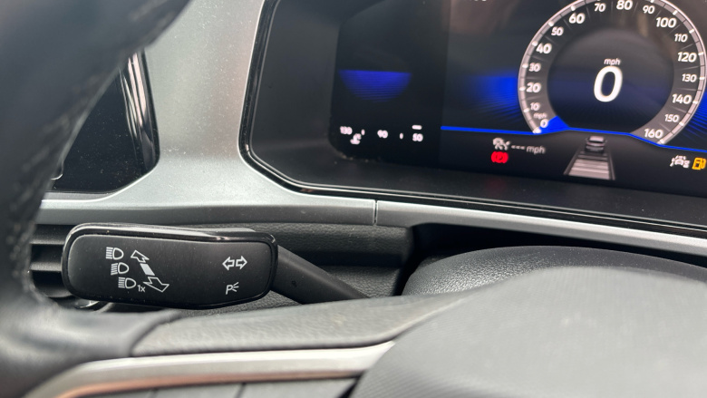 Volkswagen T-Roc 1.5 TSI Life 5dr Petrol Hatchback